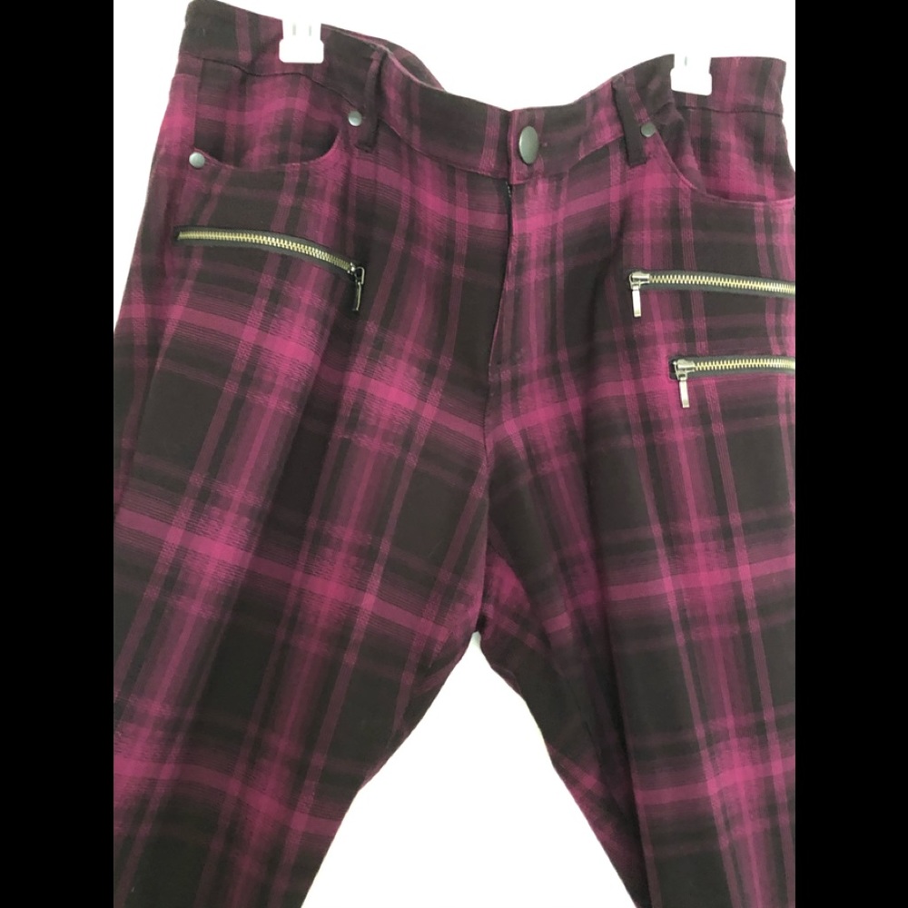 Torrid  size 20R purple plaid punk zipper pants